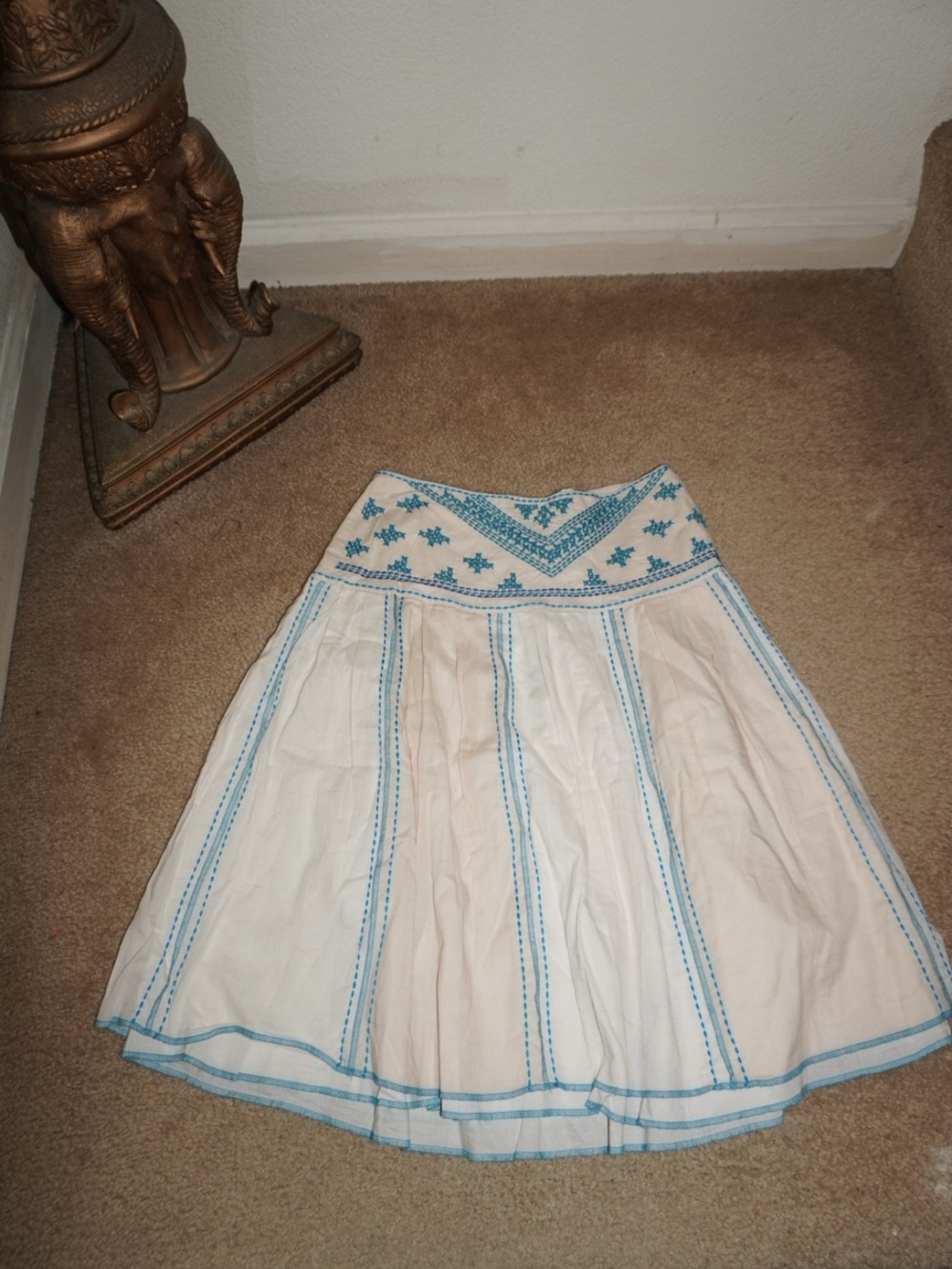 Banana Republic Cream Skirt with Blue Embroidered Trim